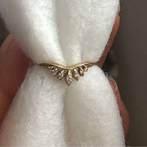 Vintage 14k solid gold Delicate Gold Chevron CZ Accent Ring